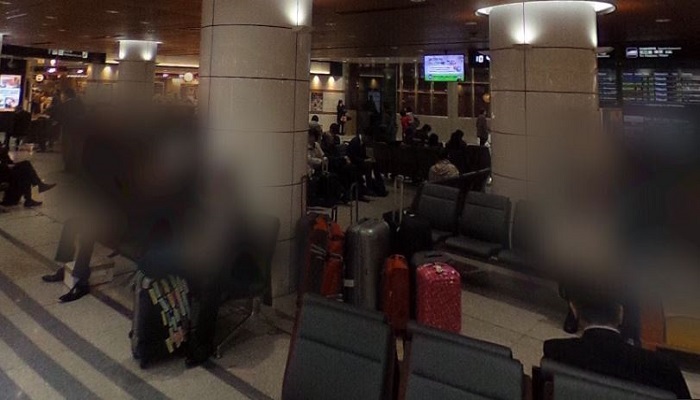 エキマルシェ新大阪店前