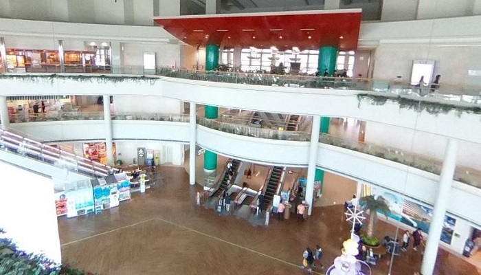 那覇空港到着ロビー