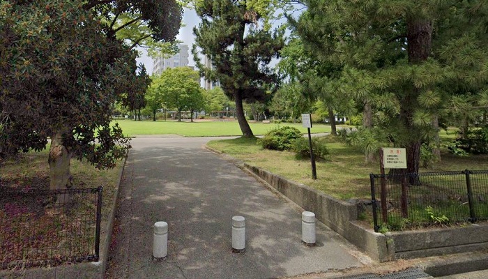 駅西中央公園