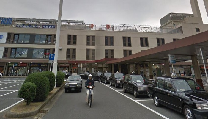 JR津駅東側ロータリー